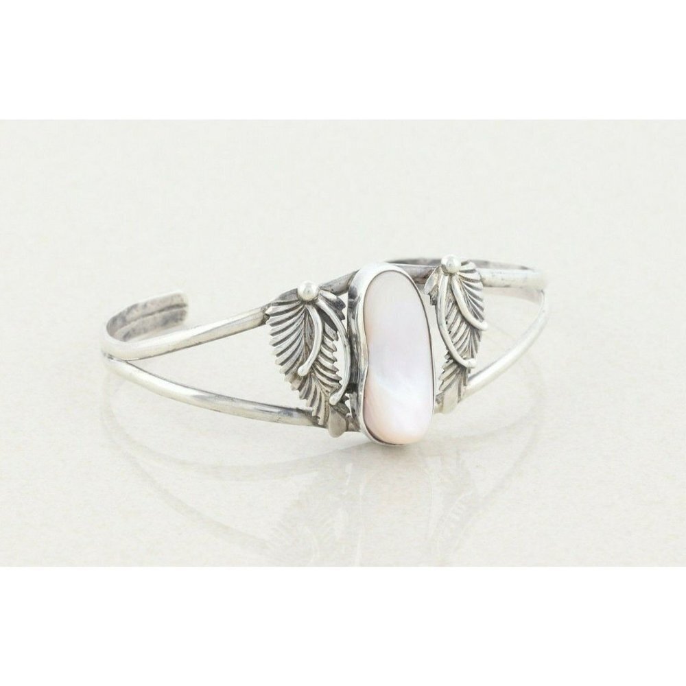 Sterling Silver Mother of Pearl Feather Design Cuff Bracelet 6 3/4 - Picture 4 of 6
